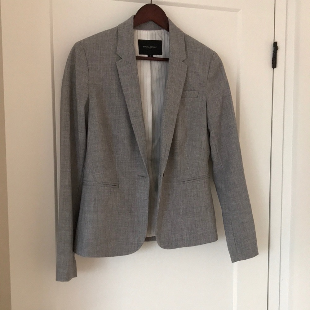 Grey Banana Republic blazer